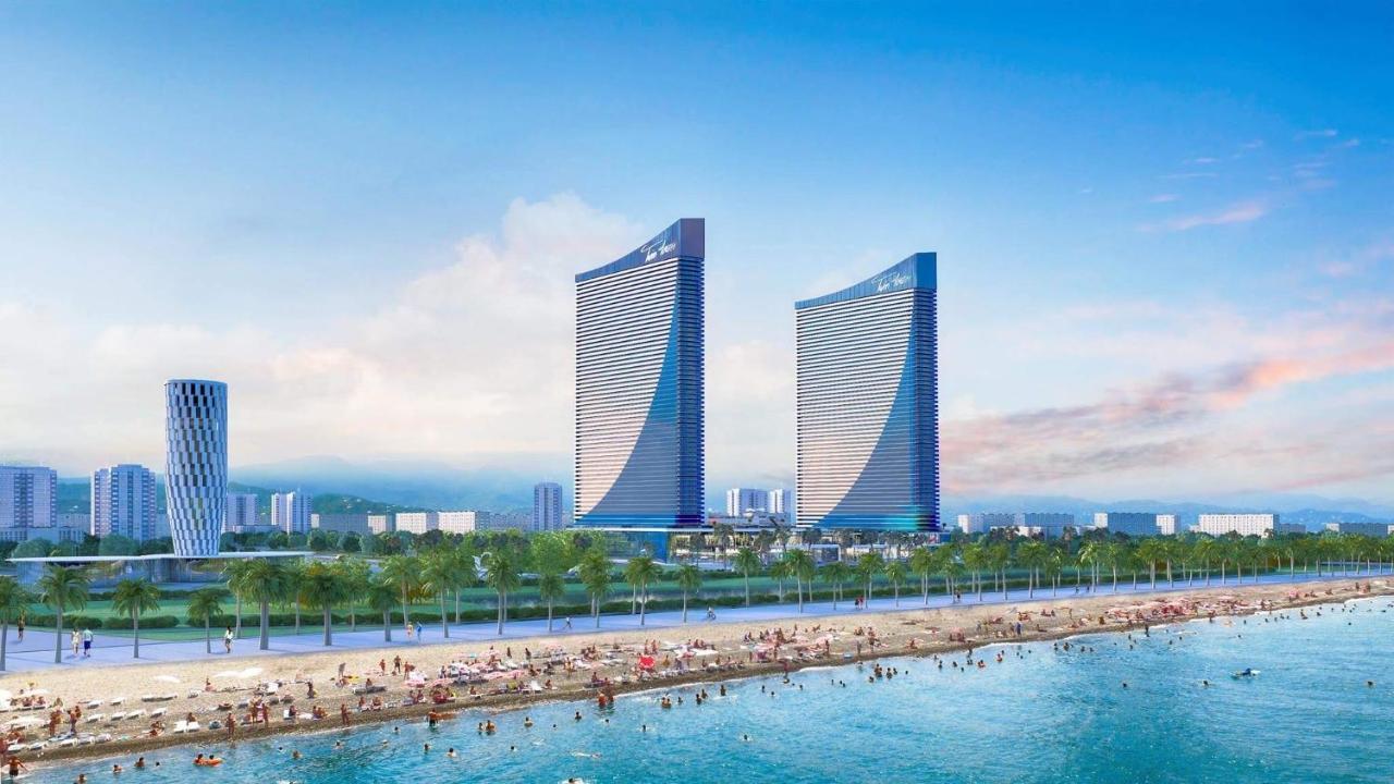 ホテル Black Sea Luxury Towers バトゥーミ エクステリア 写真