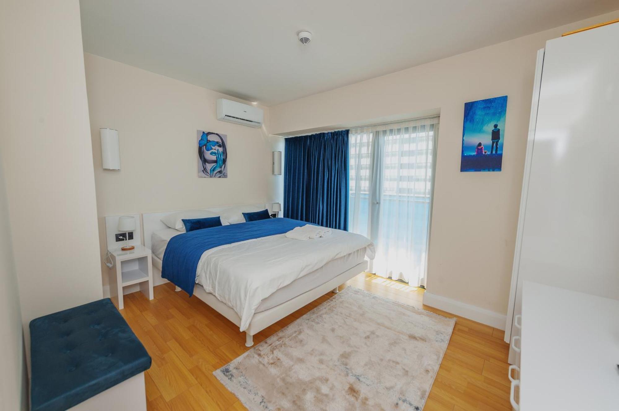 ホテル Black Sea Luxury Towers バトゥーミ エクステリア 写真